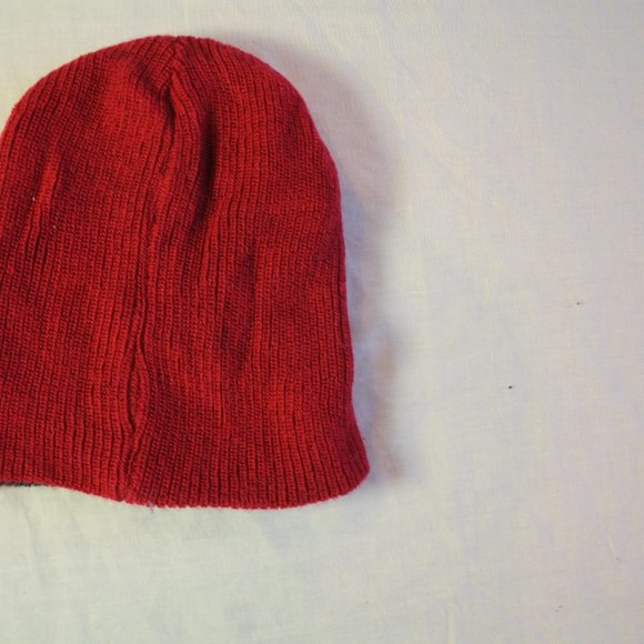 Dare devil/punisher reversible beanie toque hat lootcrate grey and red - Picture 4 of 4